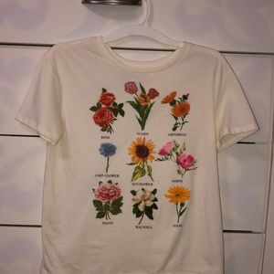 NWOT Cream Flower T Shirt